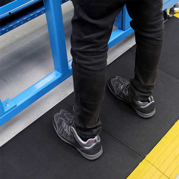 24mm Thick Anti-Slip Rubber Mat Tile with Accessories 