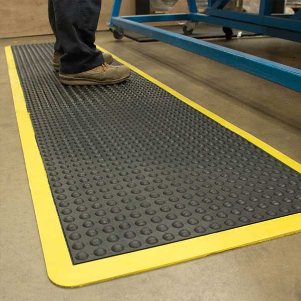 Anti-Fatigue Safety Bubblemat with Yellow Edges