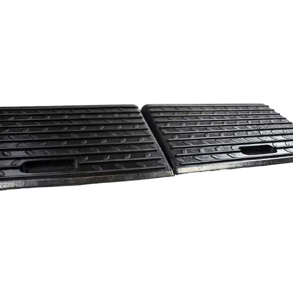 Heavy Duty Black Rubber Kerb Ramp for Vehicle Access