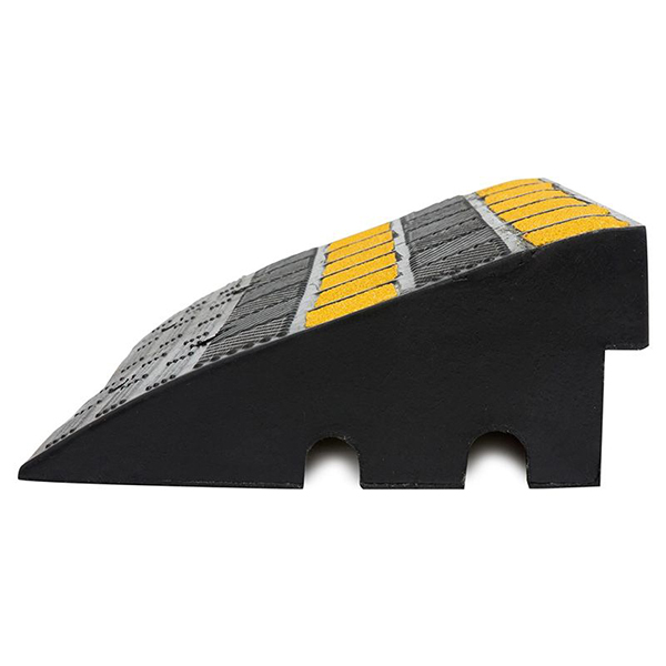 Durable Yellow and Black Kerb Ramp for Vehicle Access