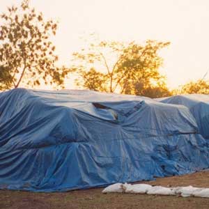 Premium-quality heavy duty tarpaulins for harsh UK weather