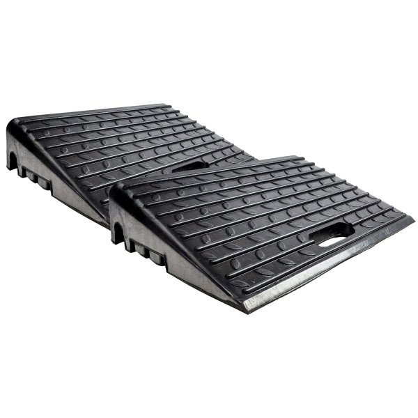 Pair of Portable Rubber Kerb Ramps for Easy Vehicle Access