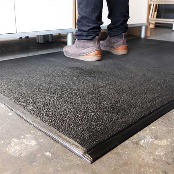 Anti-Fatigue Black Rubber Mat for Dry Indoor Area