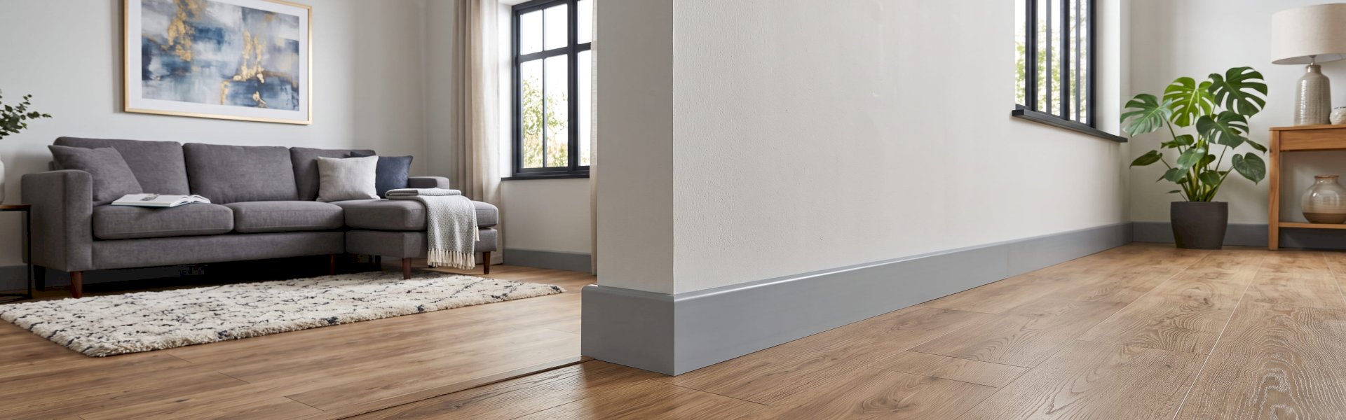 Guide to choosing and fitting PVC, flexible and self-adhesive skirting boards for UK homes